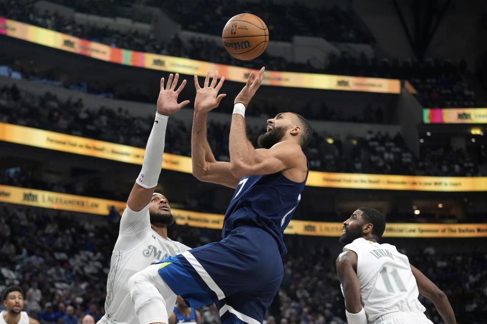 队的后场实 队的后场实